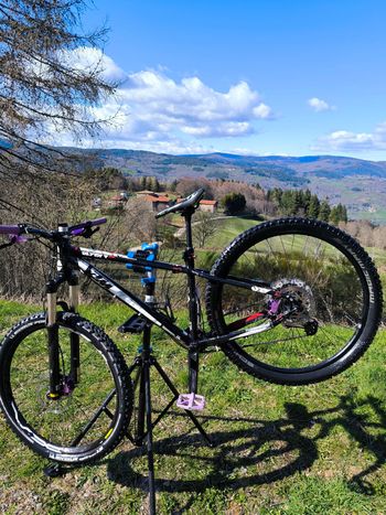 Used KTM Ultra Shimano Dura Ace Di2 2019 Mountainbike — image 1 of 12