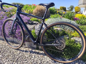 Used Custom Hochwertiges Carbon Gravel Bike – Elektronische SRAM-Schaltung 2023 Road & Gravel