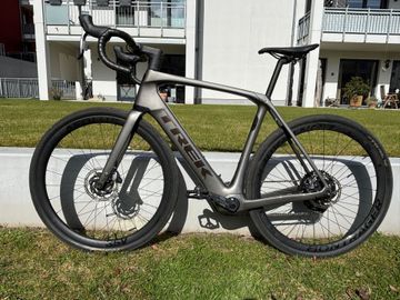 Brugt Trek Domane+ SLR 7 eTap 2023 2023 Road & Gravel — billede 2 af 5