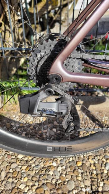 Used Giant Propel Advanced 1 2023 2023 Road & Gravel, Hellgrau — image 5 of 8