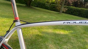Used Specialized Roubaix SL4 Expert 2014 2014 Road & Gravel, White — image 6 of 6