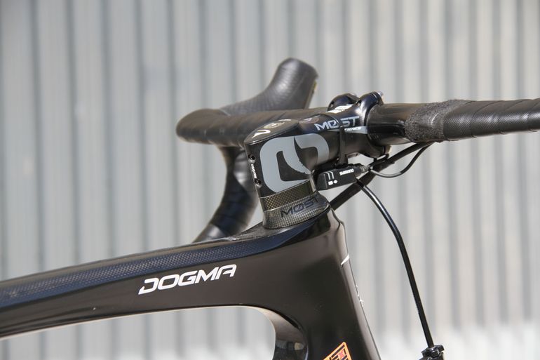 Used Pinarello Pinarello Dogma F 10 2018 Road & Gravel, Black — image 4 of 10