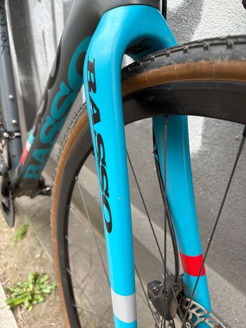 Used Basso Basso Custom Campagnolo Chorus 2018 Road & Gravel, Hellgrau — image 10 of 25