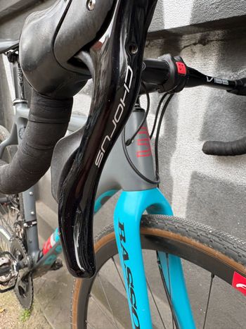 Used Basso Basso Custom Campagnolo Chorus 2018 Road & Gravel, Hellgrau — image 9 of 25