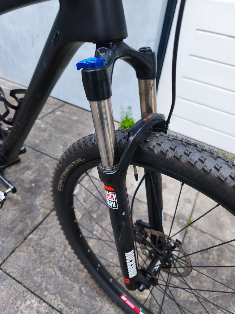 Used Carbon Pro Carbon Pro Custom Shimano Deore XT 2016 Mountainbike, Black — image 5 of 7