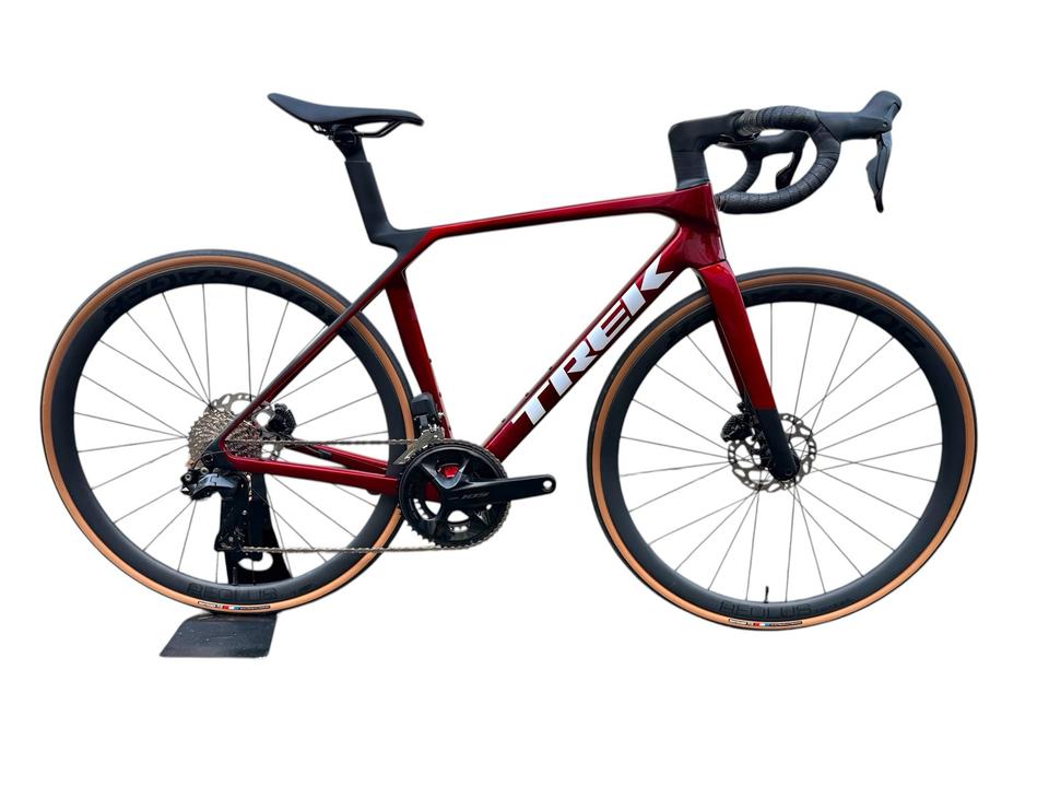 Trek Trek Madone SL6 Gen8 2x12 105 Di2 Shimano 2025