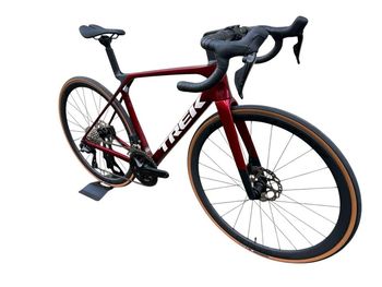 Trek Trek Madone SL6 Gen8 2x12 105 Di2 Shimano 2025