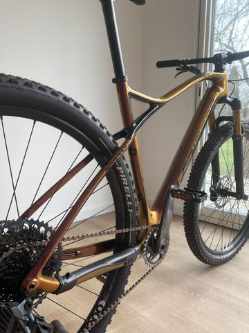Używany Lapierre Prorace SRAM GX Eagle AXS 2022 Mountainbike — zdjęcie 9 z 10