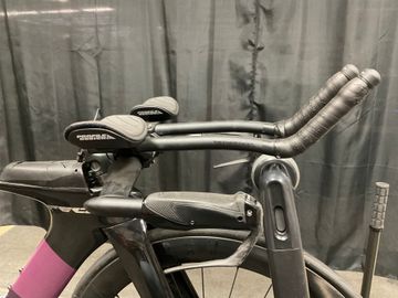 Used Brand New 48cm Felt IAx Advanced 105 Di2 2023 Brand New 51cm Felt IAx Advanced 105 Di2 2023 2023 Road & Gravel