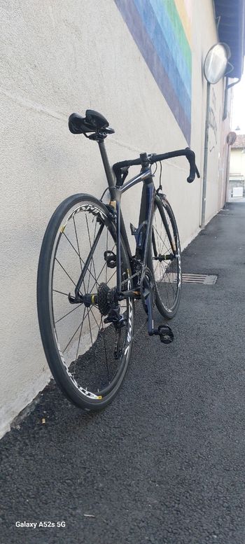 Used Giant Giant Custom Shimano Ultegra 2019 Road & Gravel — image 2 of 6