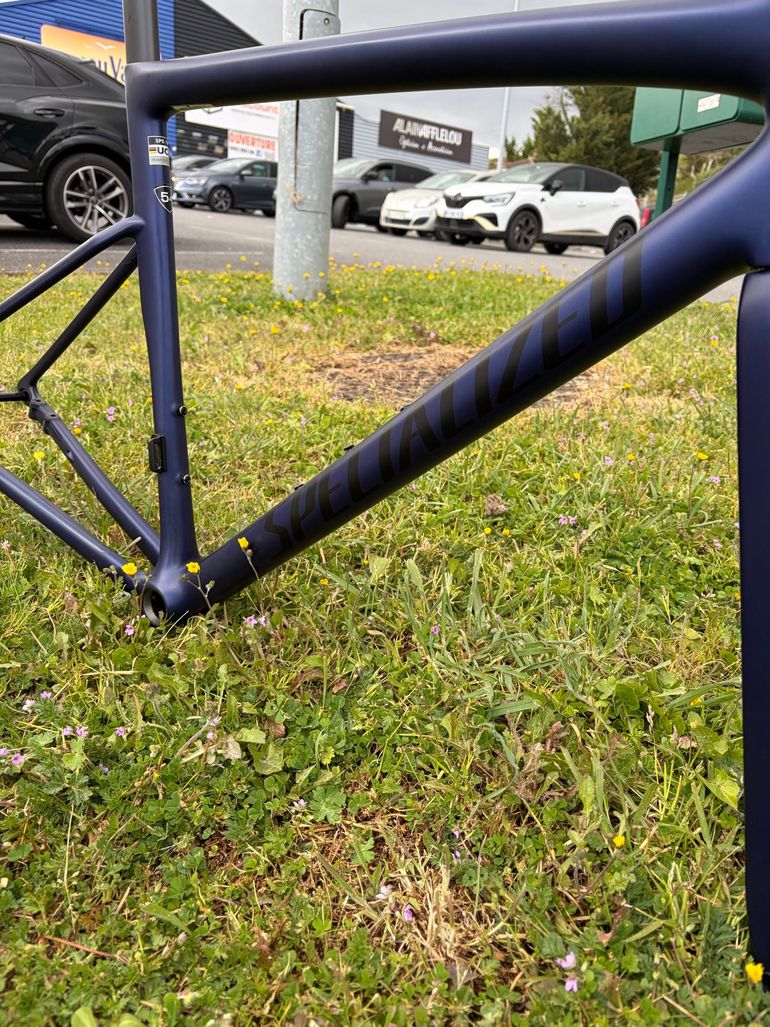 Used Specialized Tarmac SL8 Frameset 2024 Frameset 2024 Road & Gravel, Schwarz — image 4 of 20