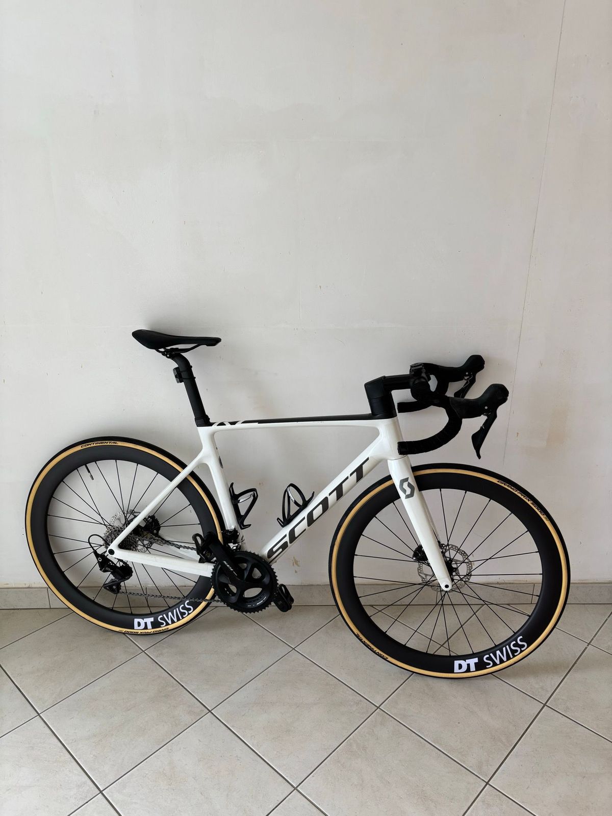 自転車9896 Bianchi Oltre Comp Ultegra Di2 2025 2025