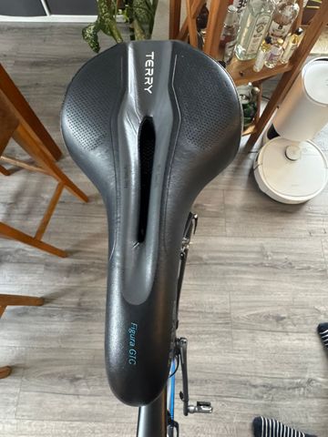 Używany Giant Defy Advanced 0 2014 2014 Road & Gravel — zdjęcie 57 z 66