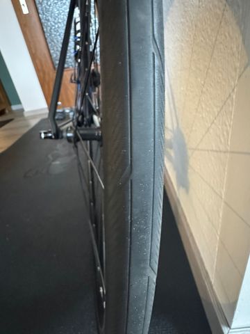 Używany Giant Defy Advanced 0 2014 2014 Road & Gravel — zdjęcie 63 z 66