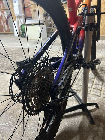 Used Trek Fuel Shimano Deore XT 2022 Mountainbike — image 7 of 10
