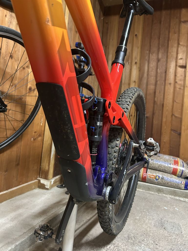 Used Trek Fuel Shimano Deore XT 2022 Mountainbike — image 6 of 10