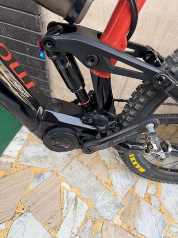 Used Mustache Custom Shimano Deore XT 2022 Mountainbike, Black — image 5 of 15