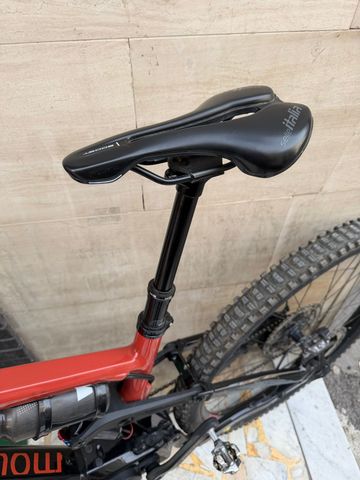 Used Mustache Custom Shimano Deore XT 2022 Mountainbike, Black — image 9 of 15