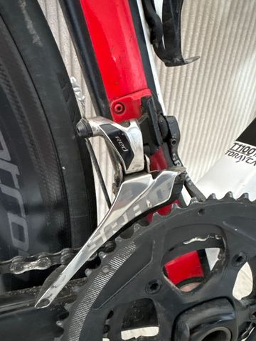 Pinarello Dogma SRAM Red 2017 Road & Gravel d'occasion — image 3 sur 4