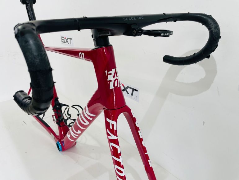 Used Factor FACTOR O2 VAM 2025 Misura 54 Frameset 2025 Road & Gravel, Red — image 8 of 10