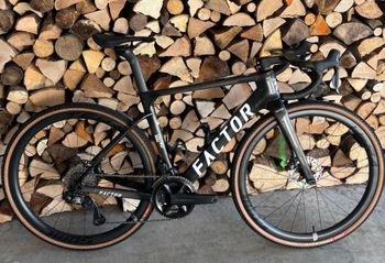 Factor, Ostro Gravel 2025 Naked Grunge Ultegra Di2 12v