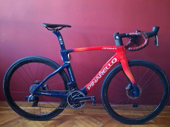 Pinarello, DOGMA F RED ETAP AXS Disc 2024