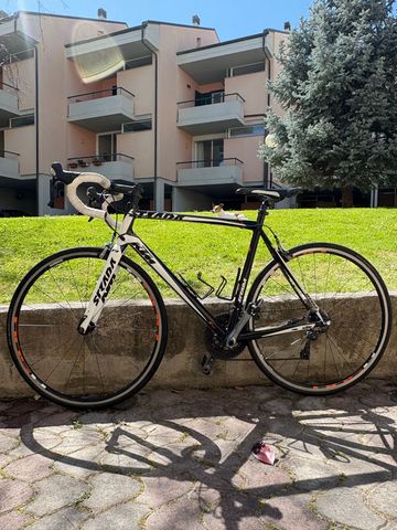 KTM Strada 1000 2017 Road & Gravel d'occasion — image 2 sur 4