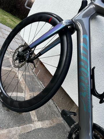 Used Wilier Filante Shimano Dura Ace Di2 2024 Road & Gravel, Light Gray — image 7 of 8