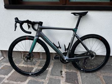 Used Wilier Filante Shimano Dura Ace Di2 2024 Road & Gravel, Light Gray — image 2 of 8
