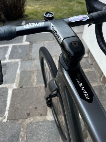 Used Wilier Filante Shimano Dura Ace Di2 2024 Road & Gravel, Light Gray — image 6 of 8