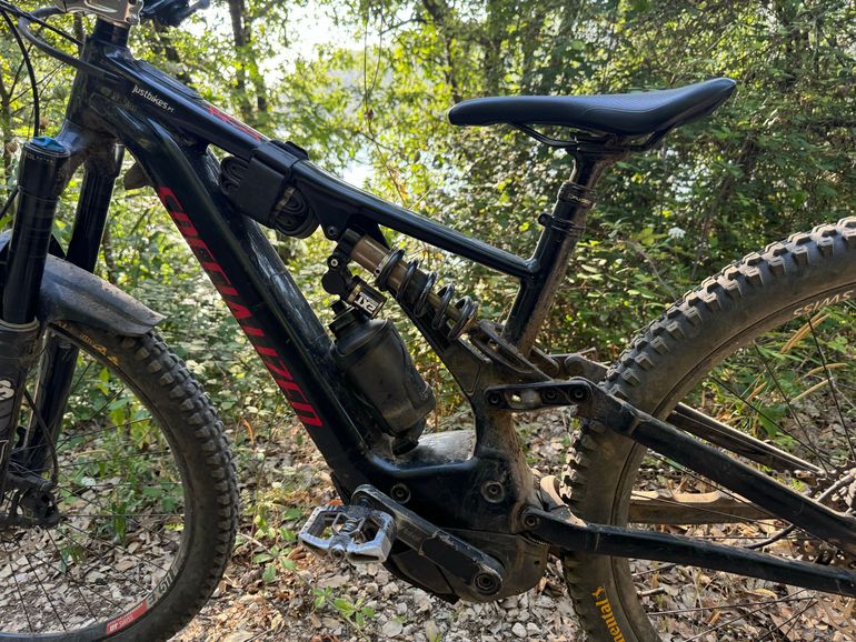 Used Specialized Turbo Levo Comp Alloy 2022 2022 Mountainbike, Black, 29 — image 8 of 9