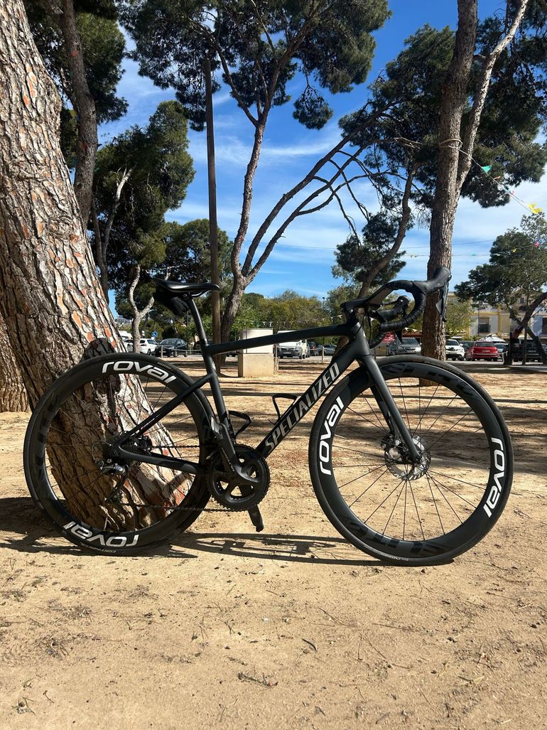 Used Specialized Tarmac SL6 Disc Comp 2023 2023 Road & Gravel — image 1 of 16