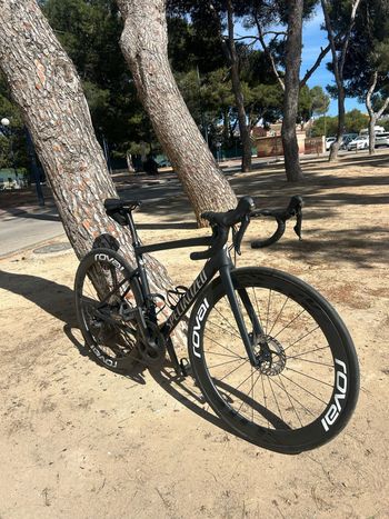 Used Specialized Tarmac SL6 Disc Comp 2023 2023 Road & Gravel — image 2 of 16