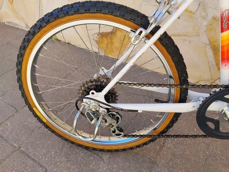 Used Peugeot Peugeot Custom Simplex Vintage 1986 Urban, Blanco — image 1 of 10