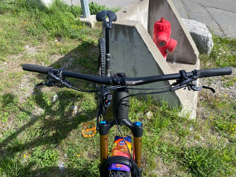 Used Lapierre CF 8.9 2025 2025 Mountainbike, Black — image 10 of 14