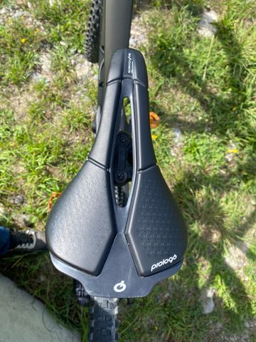 Used Lapierre CF 8.9 2025 2025 Mountainbike, Black — image 9 of 14