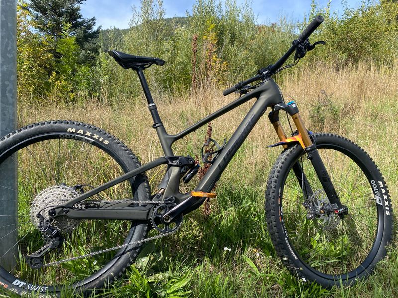 Used Lapierre CF 8.9 2025 2025 Mountainbike, Black — image 2 of 14