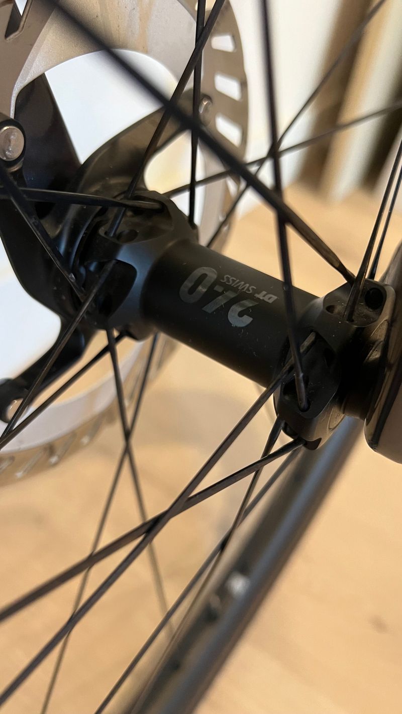 Brugt Scott Addict RC 10 2025 2025 Road & Gravel — billede 4 af 21