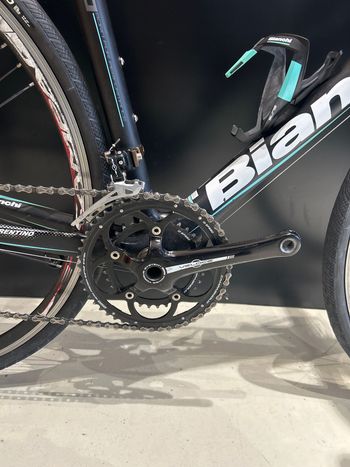Used Bianchi Sempre pro Campagnolo Veloce 2016 Road & Gravel, Black — image 7 of 10