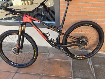 KTM SCARP EXONIC 2022 2022 Mountainbike usato, Nero — immagine 2 di 14