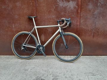 Použité Rewel Custom SRAM Red 2020 Road & Gravel