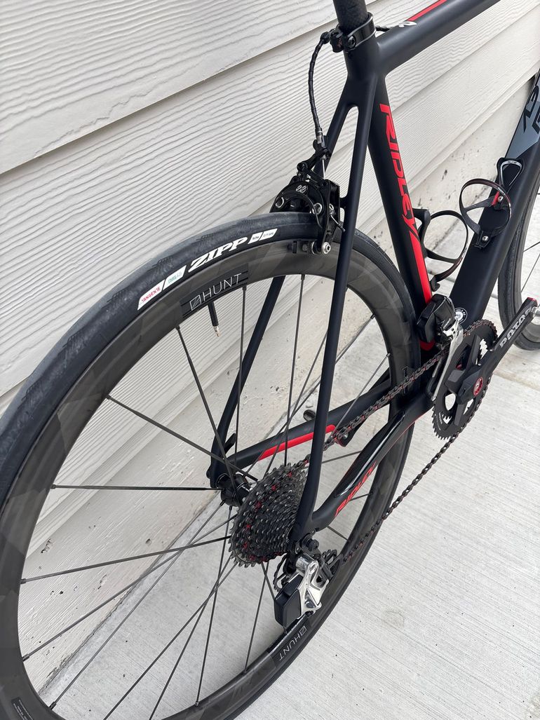 Used Ridley Helium SRAM Red eTap 2017 Road & Gravel, Black — image 4 of 9