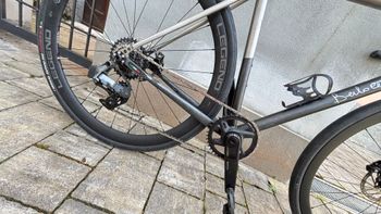 Used Legend by Bertoletti Legend by Bertoletti Custom SRAM Rival eTap AXS 2025 Road & Gravel, Hellgrau — image 3 of 3