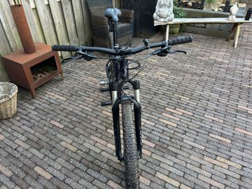 Used Liv Tempt Shimano Deore XT 2024 Mountainbike, Purple — image 5 of 10