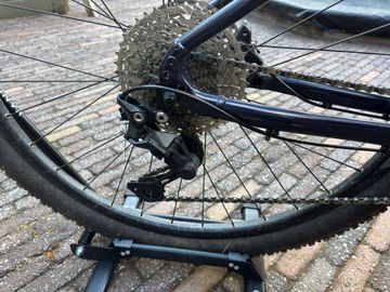 Used Liv Tempt Shimano Deore XT 2024 Mountainbike, Purple — image 8 of 10