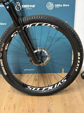 Scott Spark RC 2024 Mountainbike de segunda mano, Negro — imagen 5 de 16
