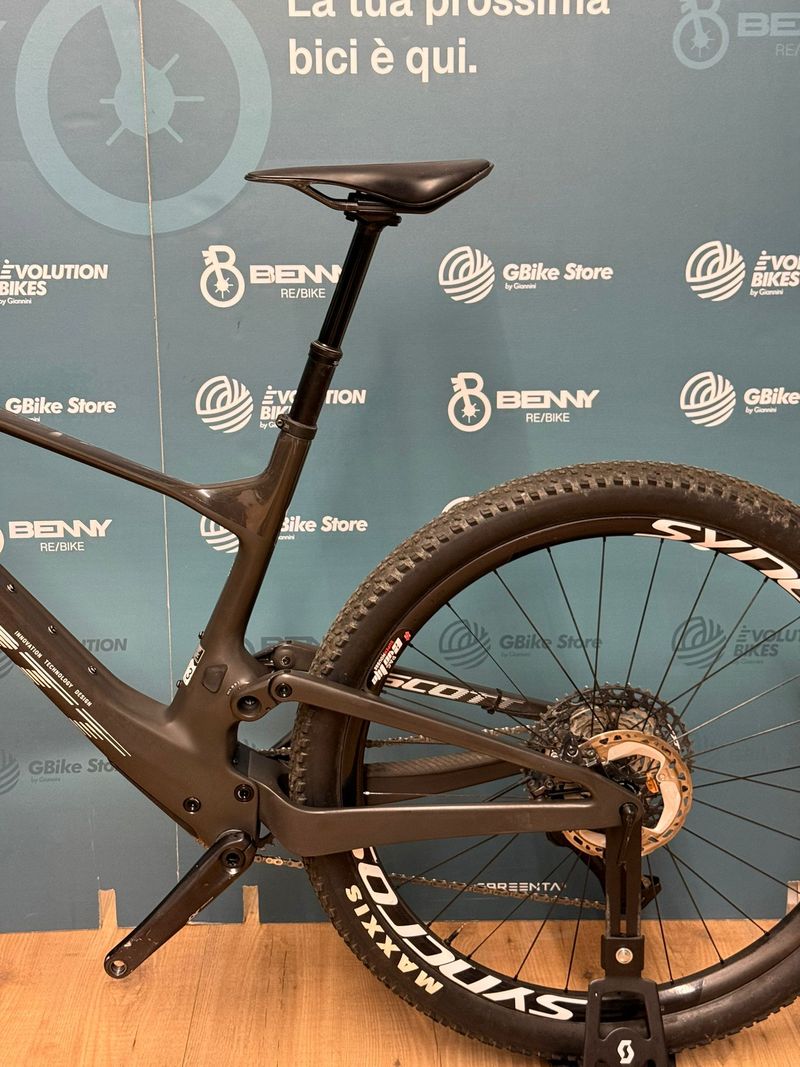 Scott Spark RC 2024 Mountainbike de segunda mano, Negro — imagen 15 de 16