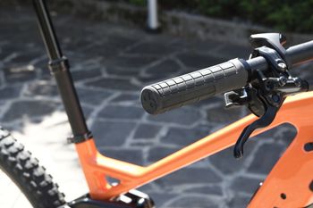 Used Orbea WILD FS M20 20mph 2021 2021 Mountainbike, Arancione — image 26 of 37