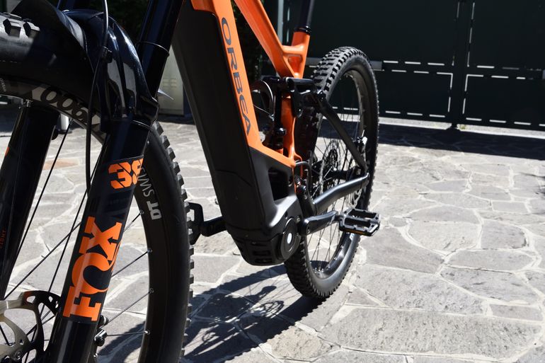 Used Orbea WILD FS M20 20mph 2021 2021 Mountainbike, Arancione — image 20 of 37