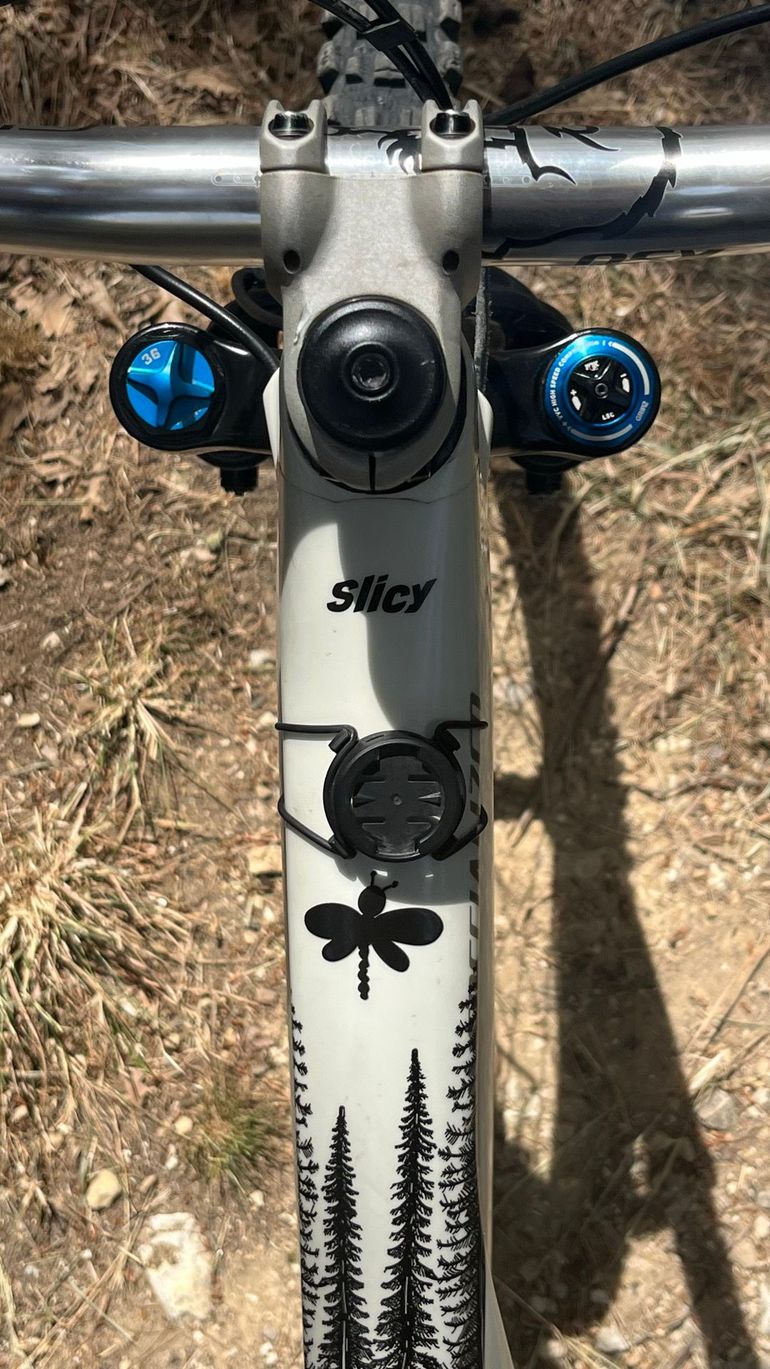 Used Specialized Stumpjumper EVO Expert - SRAM GX Eagle AXS, FOX Performance Elite 2023 2023 Mountainbike, White, 29 — image 12 of 29